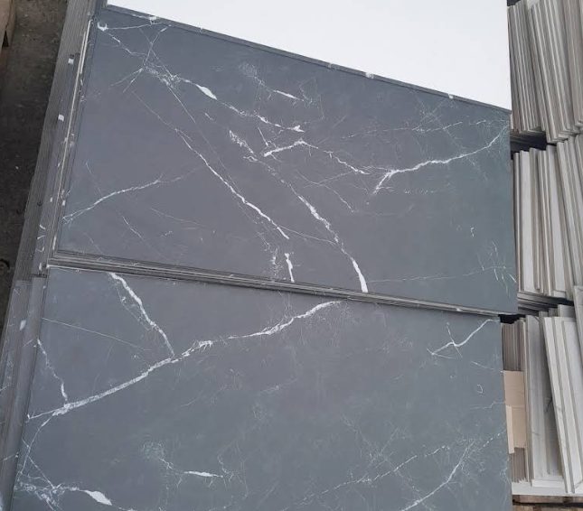 Керамограніт Nero Marquina на складі
